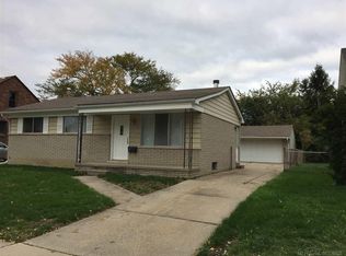 22142 Hayes Ave, Eastpointe, MI 48021