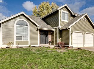 4462 Kalmia St, Springfield, OR 97478