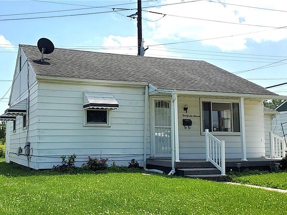 2nd image of 2611 Morton Dr