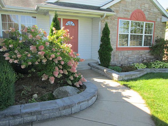 2nd image of 3690 Bantam Dr