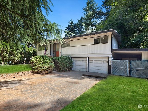 3rd image of 21424 35th Avenue S