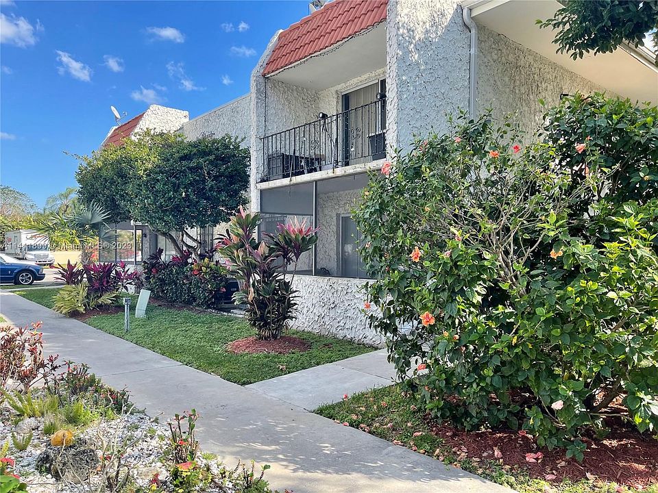 1st image of 8701 SW 141st St APT K2