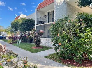 8701 SW 141st St APT K2, Palmetto Bay, FL 33176