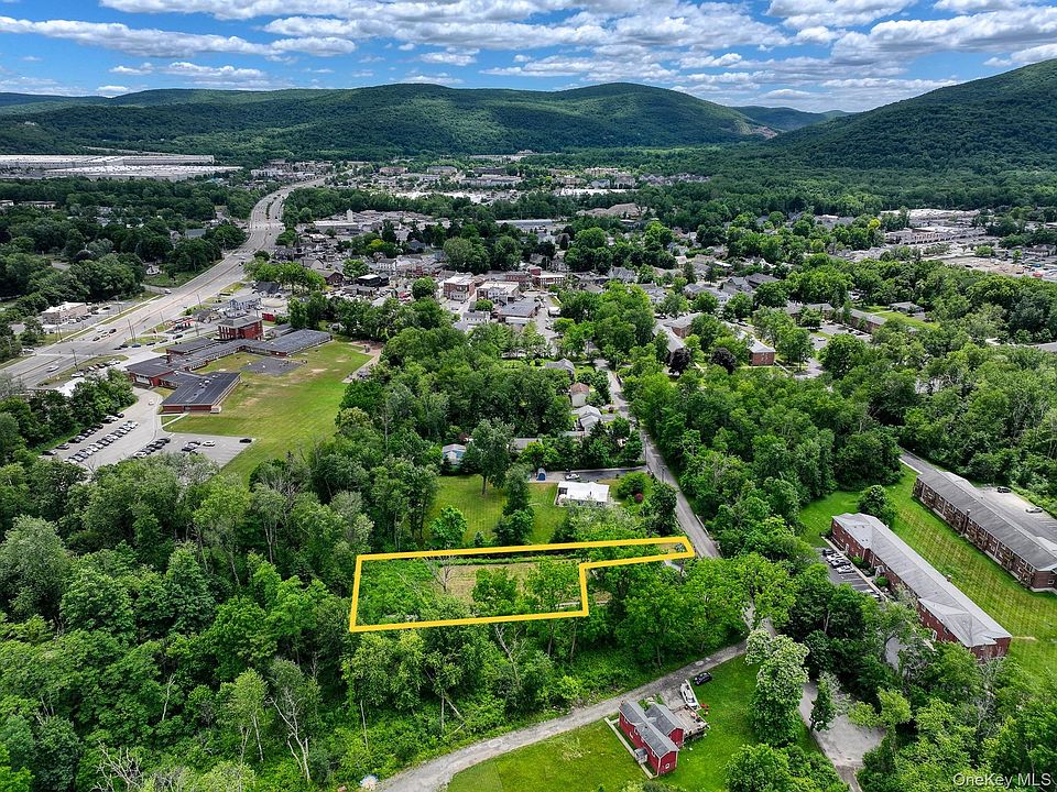 1st image of 30 Givens Lane
