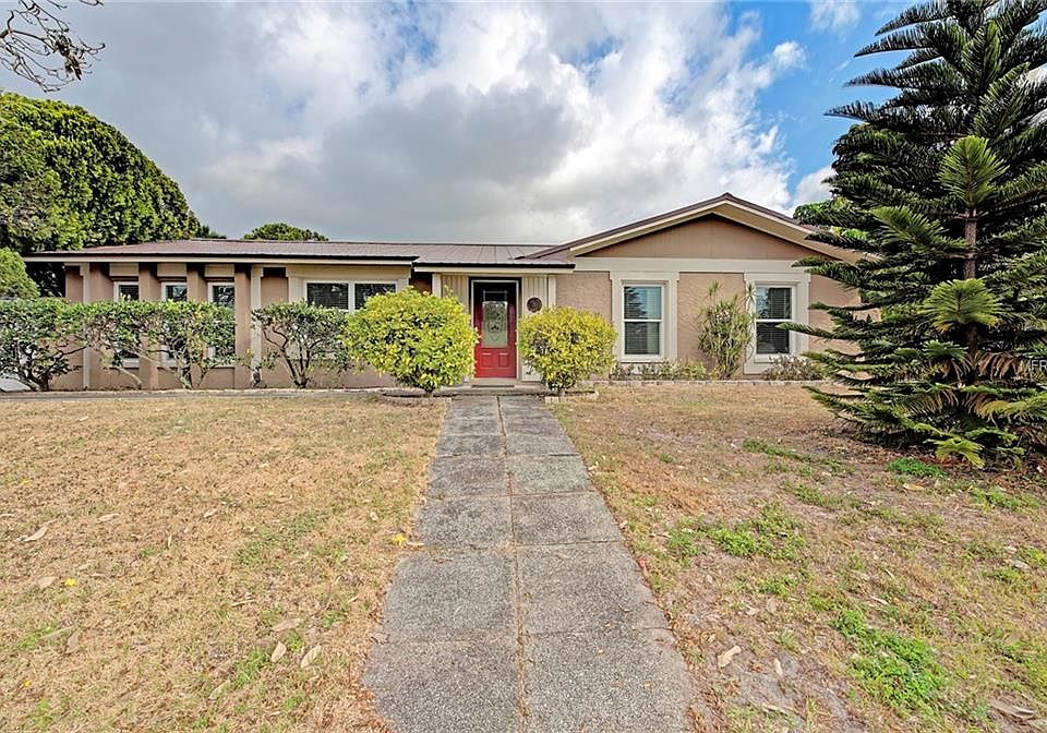 1st image of 2400 Bucida Dr