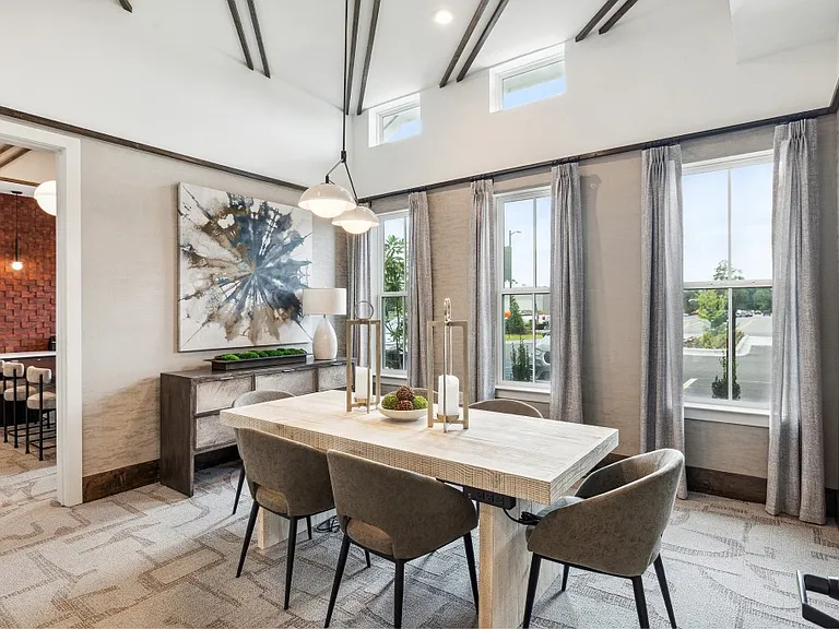 Riverchase Vista Apartments — Photo 12