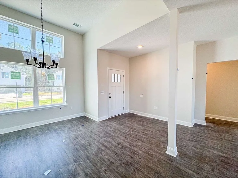 238 Marron Way — Photo 3
