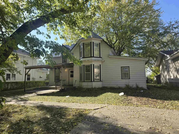 310 S Dundas St, Schaller, IA 51053