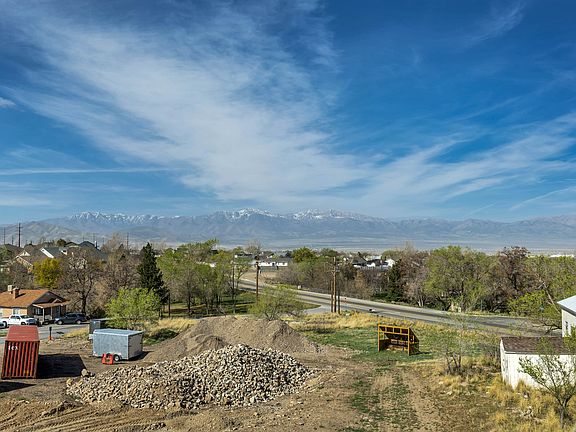 4th image of 598 Canyon Rd