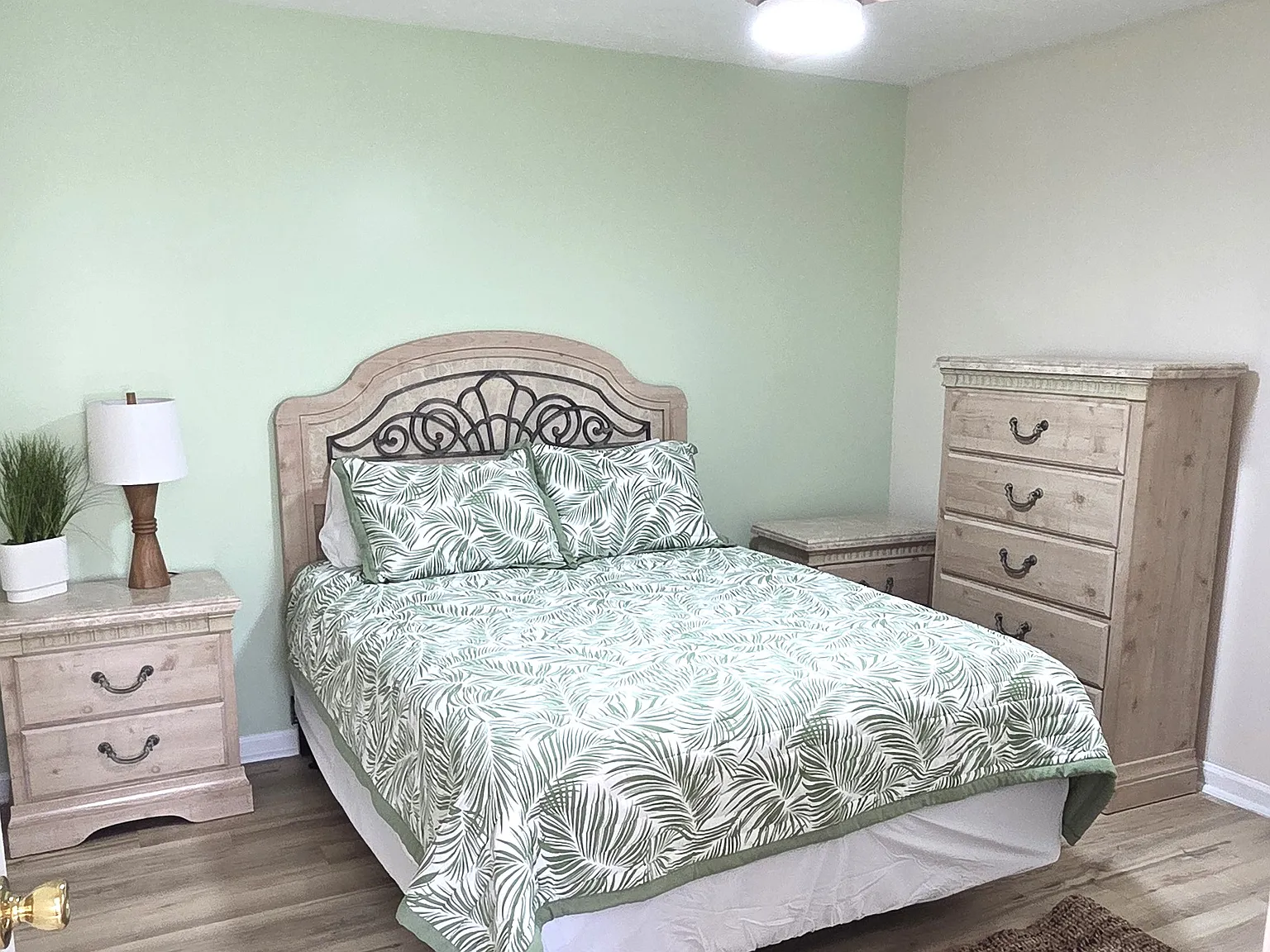1 bed, 600 sqft, $1,600 — Photo 1