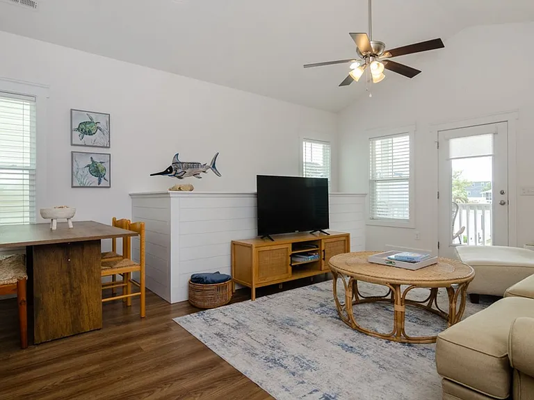 1511 Snapper Ln #2 — Photo 2