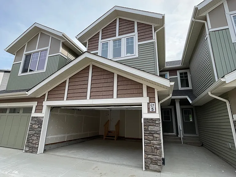 740 Daniels Way SW — Photo 31
