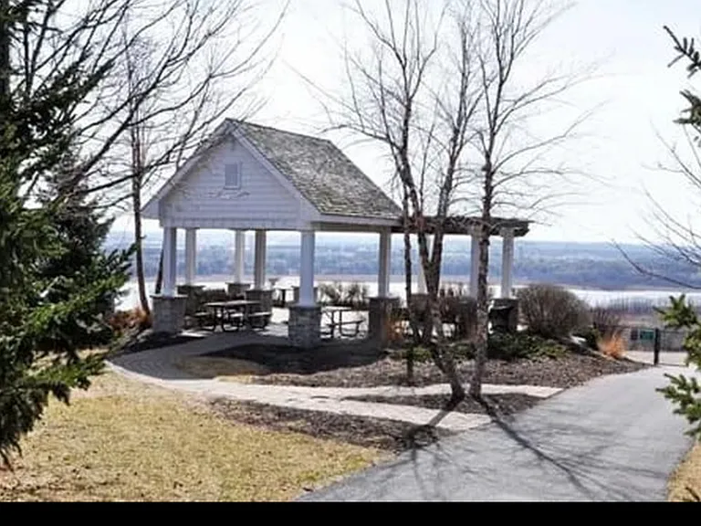 10012 Iris Ln — Photo 18