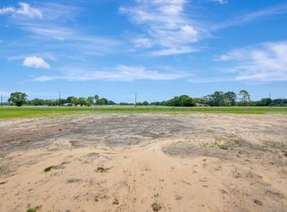 6611 Allens Lndg, Needville, TX 77461