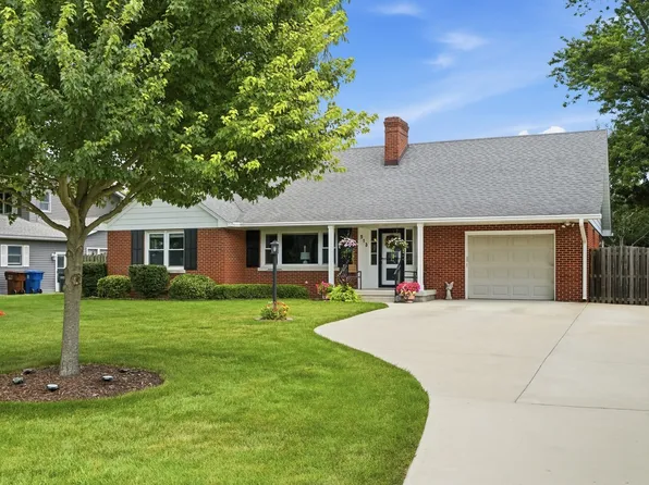 513 N West St, Peotone, IL 60468