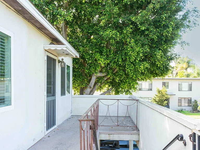 2900 Exposition Blvd #B — Photo 20