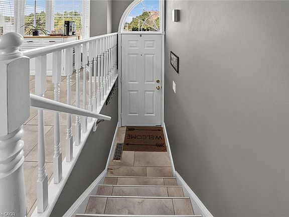 5th image of 3480 Upper Middle Rd #3