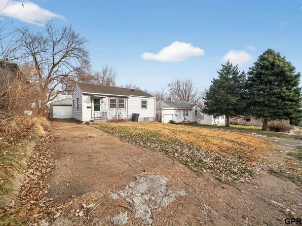 4030 Browne St, Omaha, NE 68111
