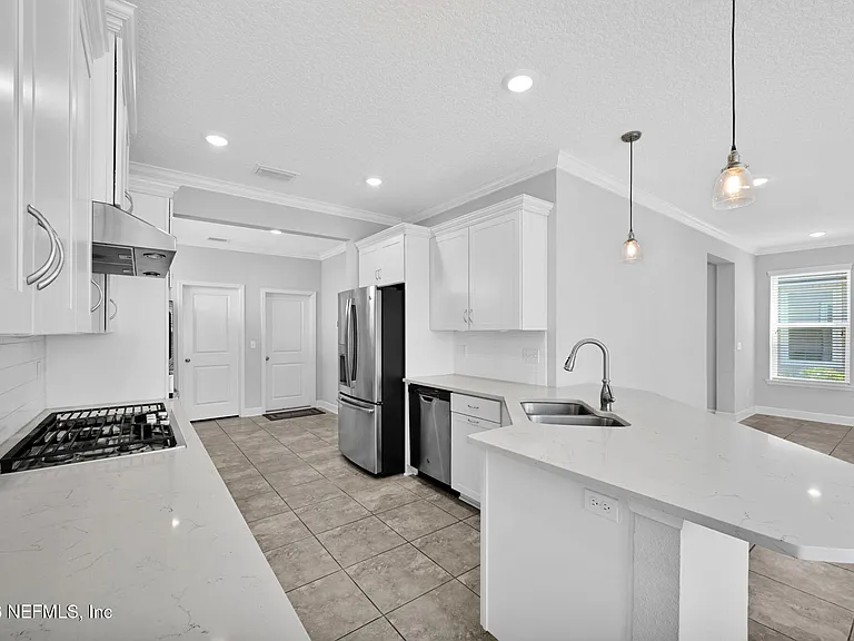 51 Foxcross Ave — Photo 43