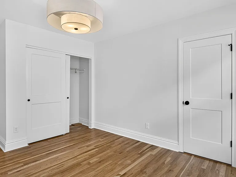 7519 Oxford Dr #2B — Photo 15