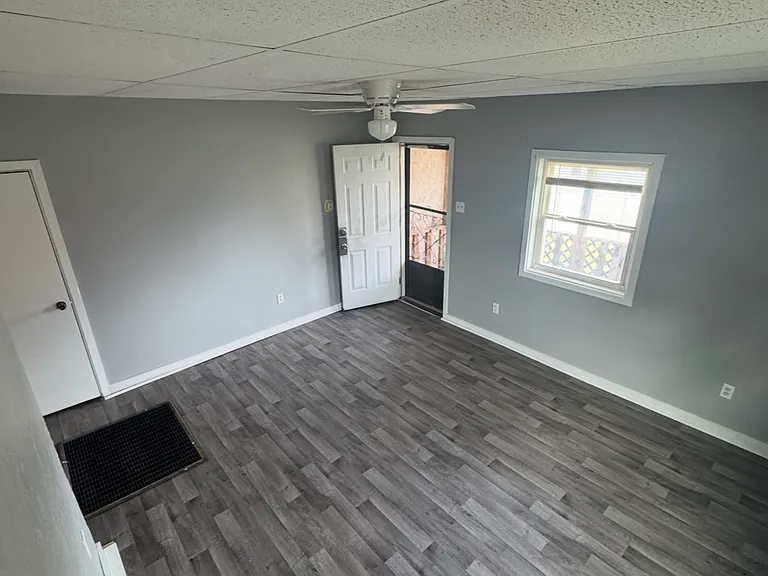 1531 Mary Lou Retton Dr — Photo 1