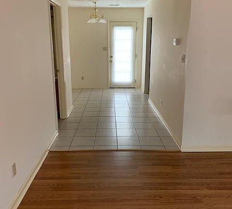 5th image of 264 Pinnacle Ct