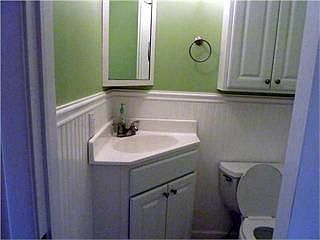 5th image of 212 Doxbury Ln