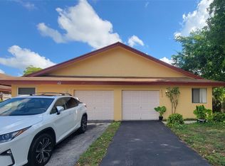6509 Harbour Rd, Pompano Beach, FL 33068