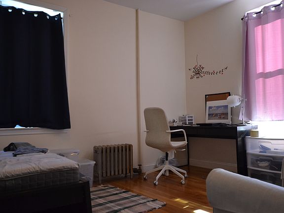 4th image of 66 Egmont St #4JJ