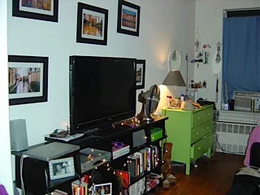 Rented by Match Realty | media 18