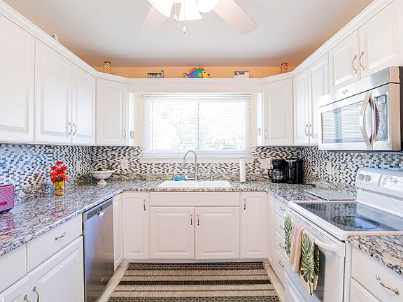2nd image of 2277 Oyster Bay Ln Unit 1710