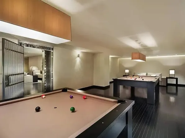 20 Pine Street image 9 of 17