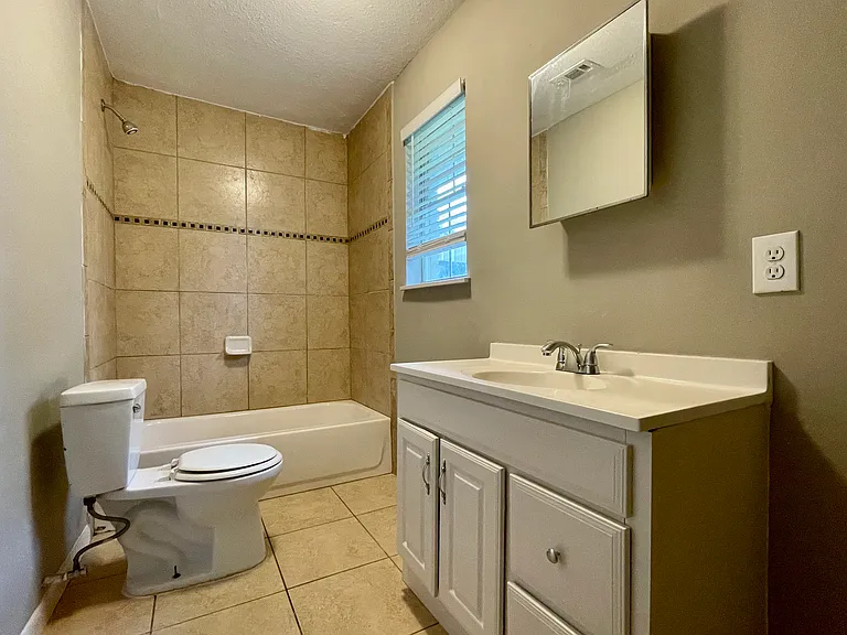 107 Belview St — Photo 4