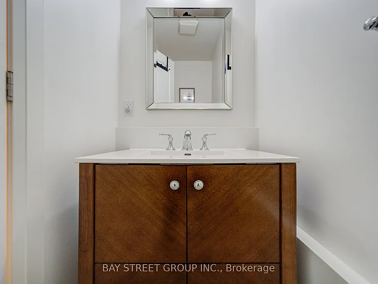 95 Hopedale Ave — Photo 15