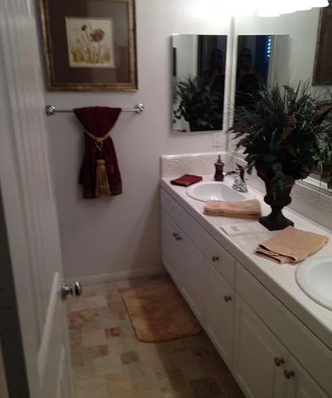 8 Plymouth Ct — Photo 12