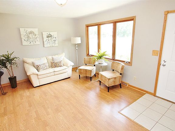 2nd image of 5182 Jenkins Dr