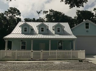 1438 Lewis St, Fernandina Beach, FL 32034