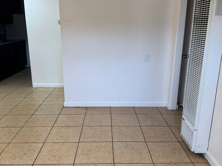 4327 Altadena Ave — Photo 4