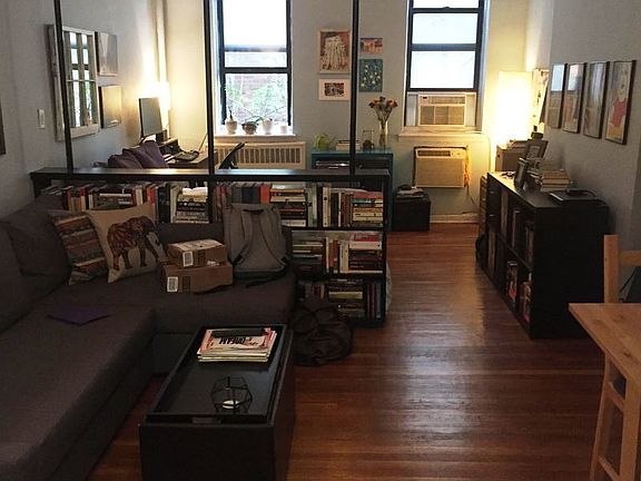 4th image of 533 W 45th St APT 2C