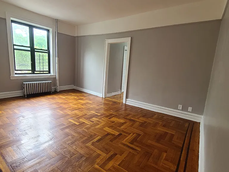 12 Elton St #3 — Photo 2