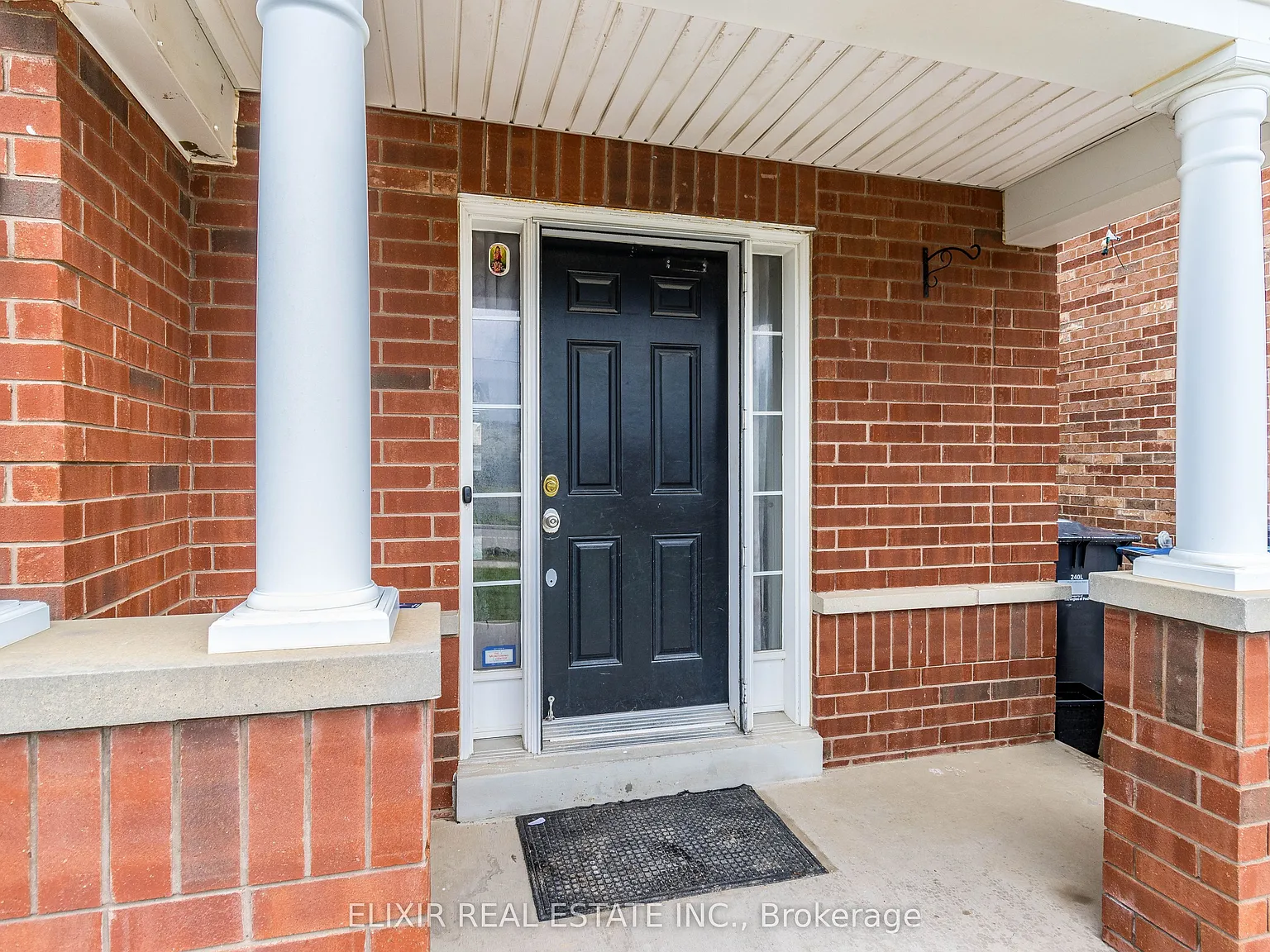 3 bed, $2,800 — Photo 2