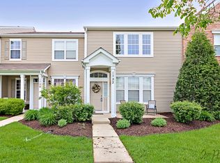 1722 Sebastian Dr, Woodstock, IL 60098