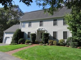 37 Mitchell Rd, Holliston, MA 01746