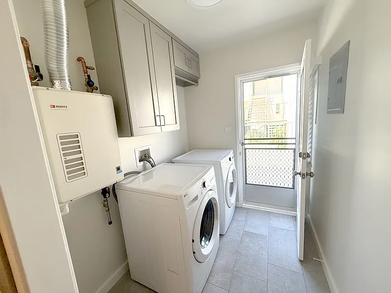 937 N Inglewood Ave #2 — Photo 9