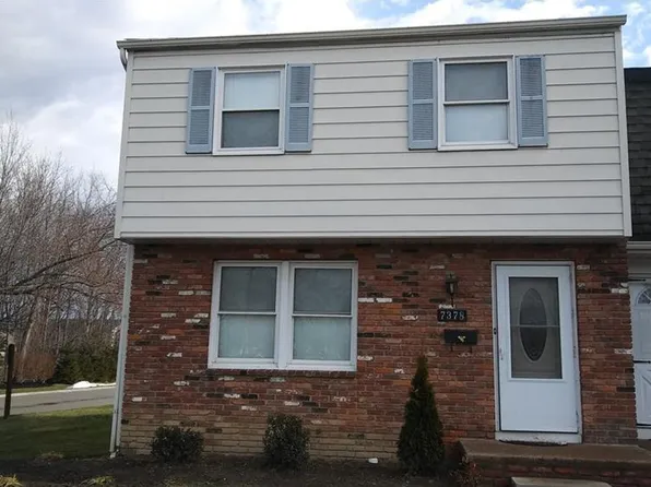 7378 Avon Dr #E, Mentor, OH 44060
