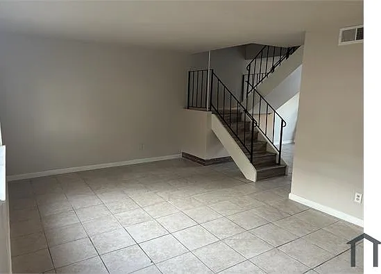 4207 Brookfield Dr — Photo 8
