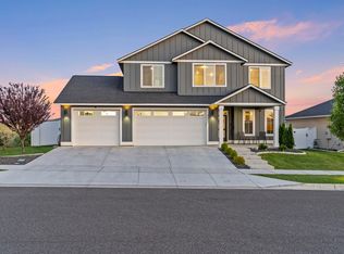 4523 Village View St, Richland, WA 99352