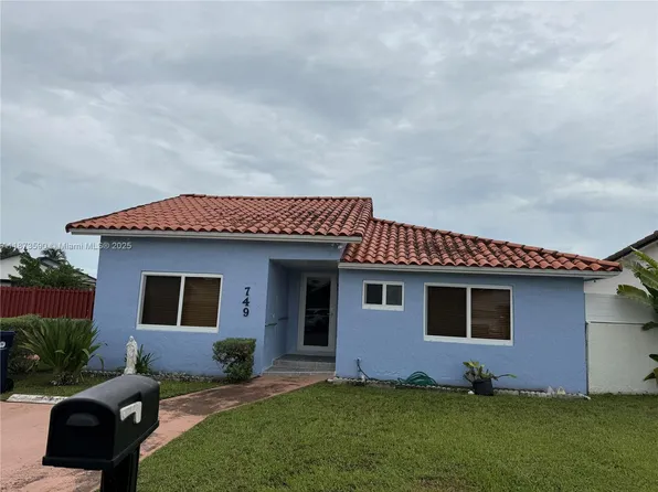 749 SW 99th Court Cir, Miami, FL 33174