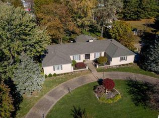 1429 Melview Rd, Quincy, IL 62305