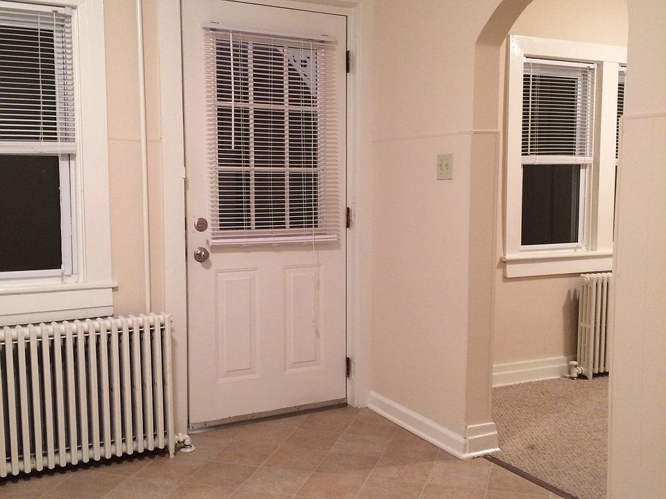 2nd image of 120 Spring St #1